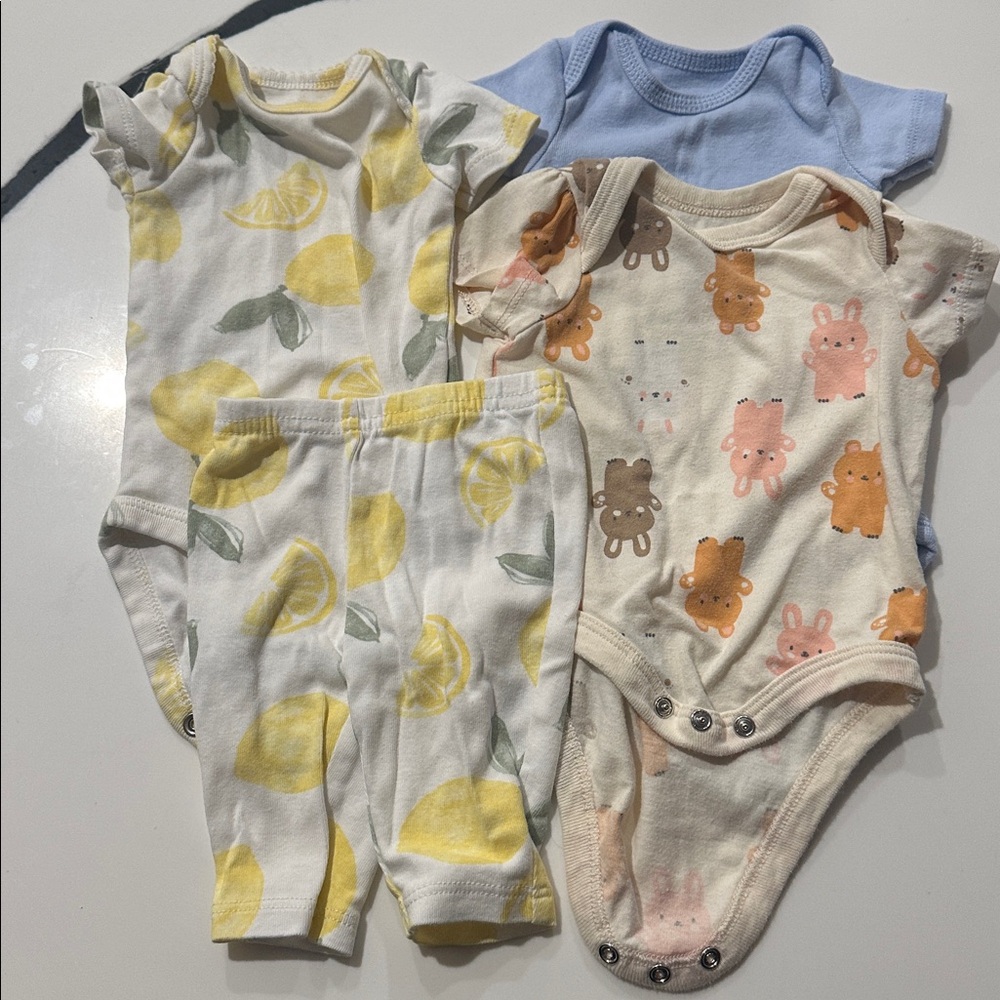 Assorted Baby Girl Bundle (Size Newborn)